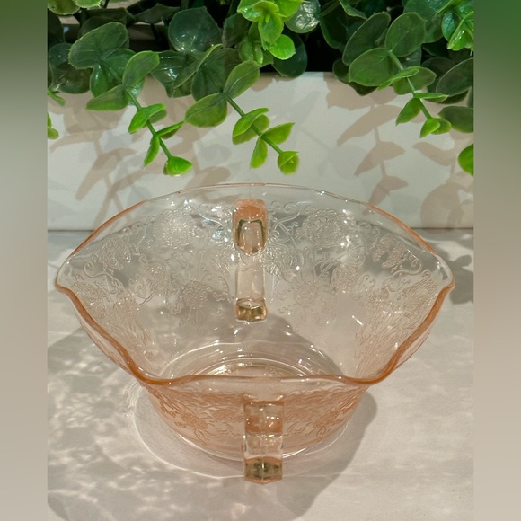 Hazel Atlas Glass FLORENTINE No.1 Poppy Pink 2-Handled Ruffled Nut Dish - Picture 11 of 16